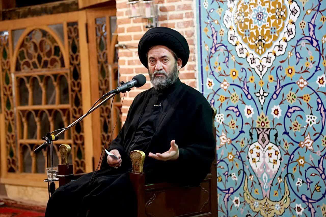  نمایشگاه موثرترین ابزار هنری در تبیین سیره ائمه معصومین (ع) است