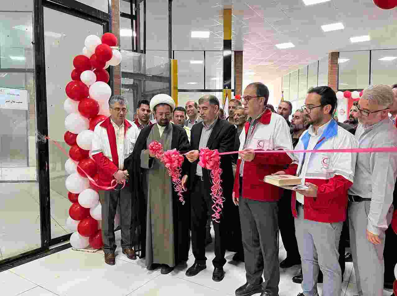  پاساژ تجاری صلح جمعیت هلال احمر در شهرستان گرمی افتتاح شد