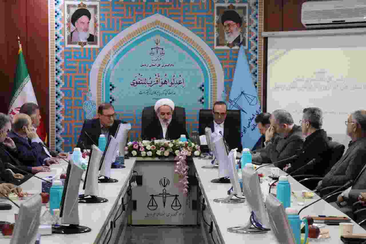  ارزش گذاری به کار و سرمایه از ستون های اصلی قوام و دوام جامعه است