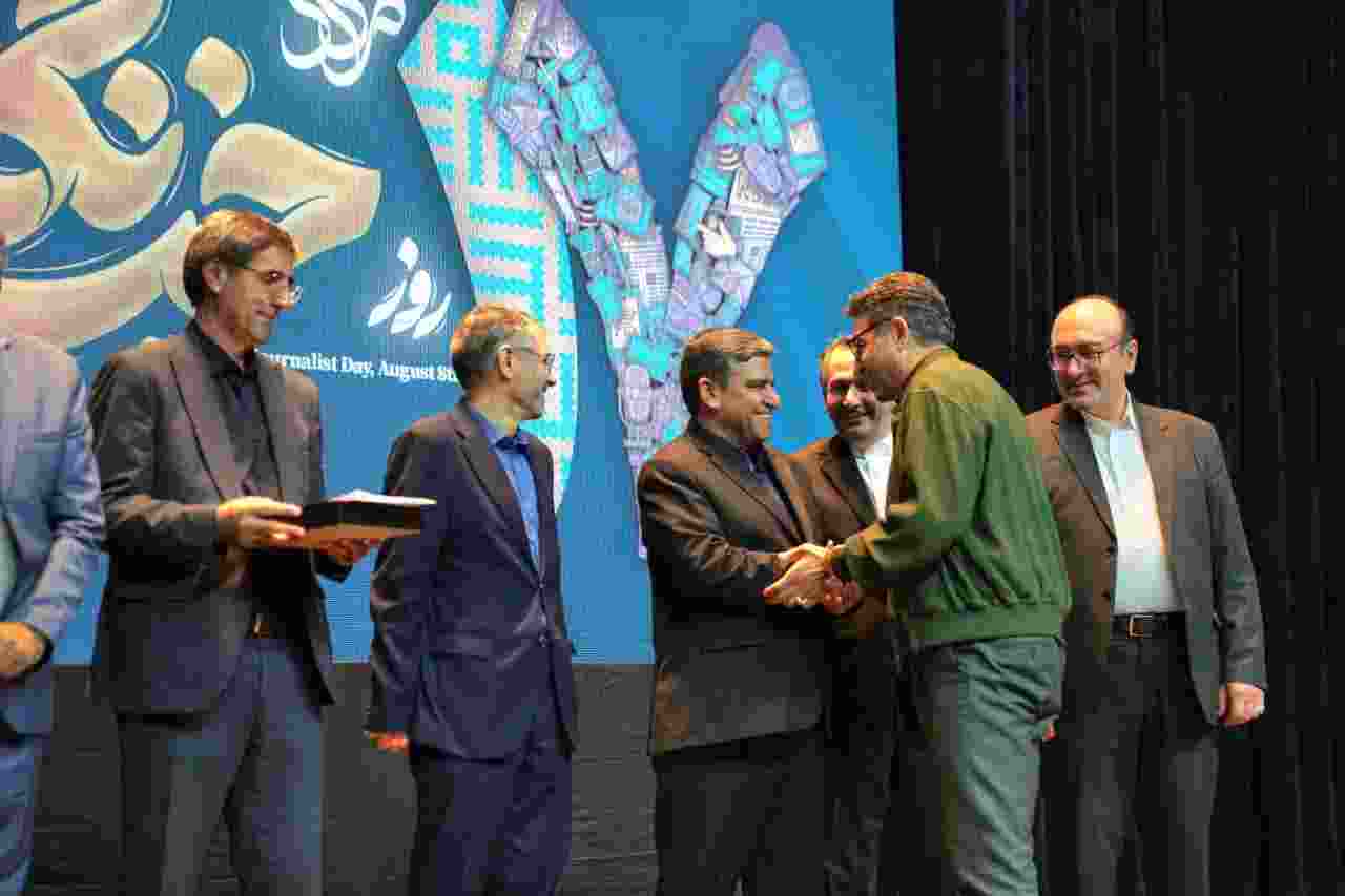  خانه مطبوعات استان از مدیرعامل شرکت شهرک‌های صنعتی استان اردبیل  تجلیل کرد 