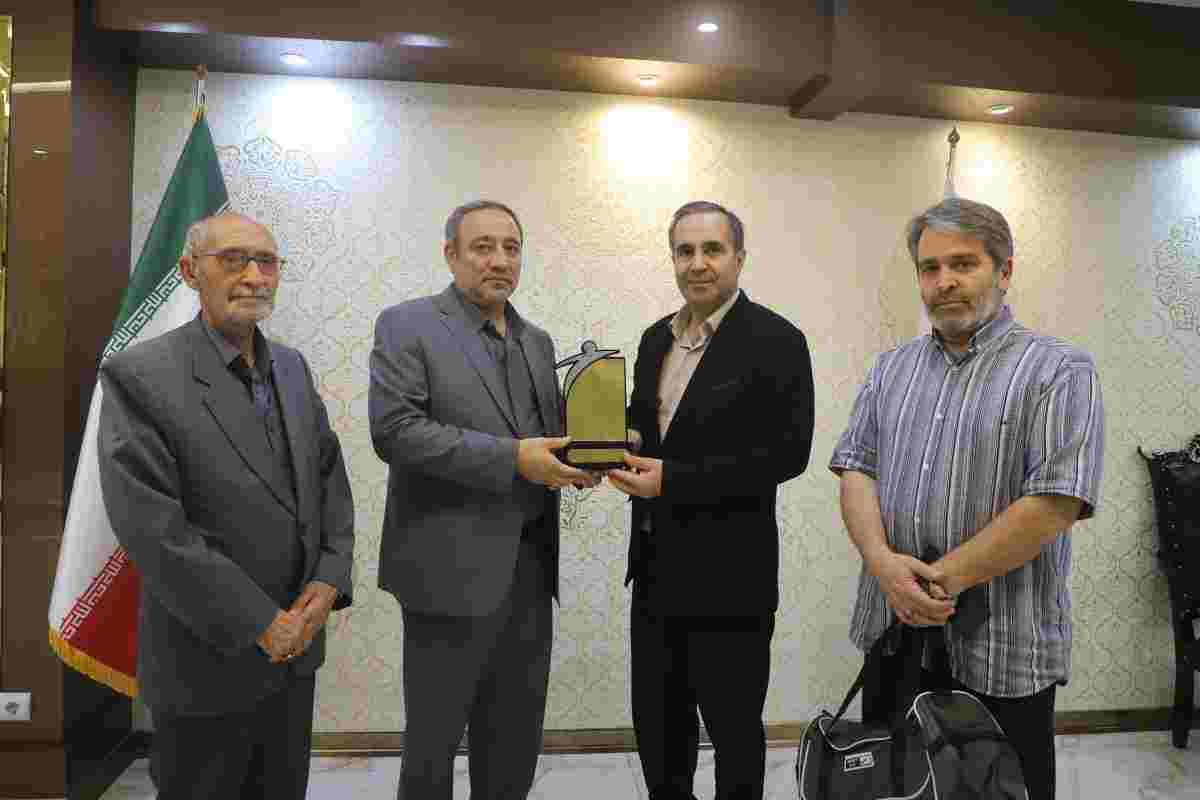  تجلیل از نقش حامیان بخش خصوصی در توسعه ورزش استان اردبیل؛ قدردانی از مدیر هتل یاکاموز