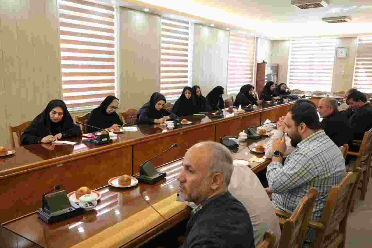 حرکت قلم رسانه در مسیر ترویج ارزش ها مسئولیتی اثرگذار است